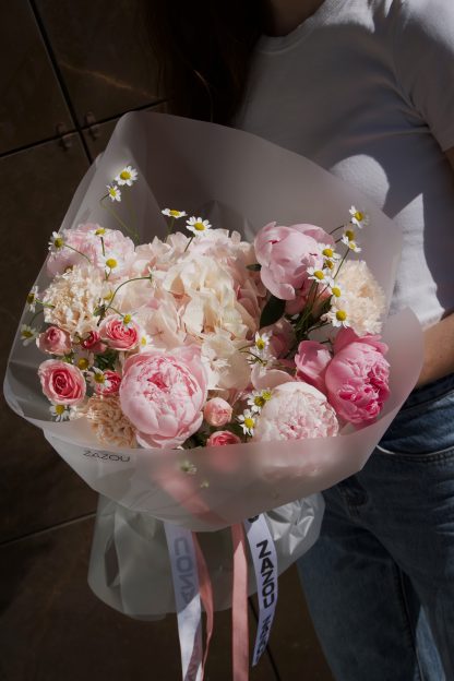 Купить букет с пионами Минск сорт Sarah Bernhardt Pink Dream Zazou